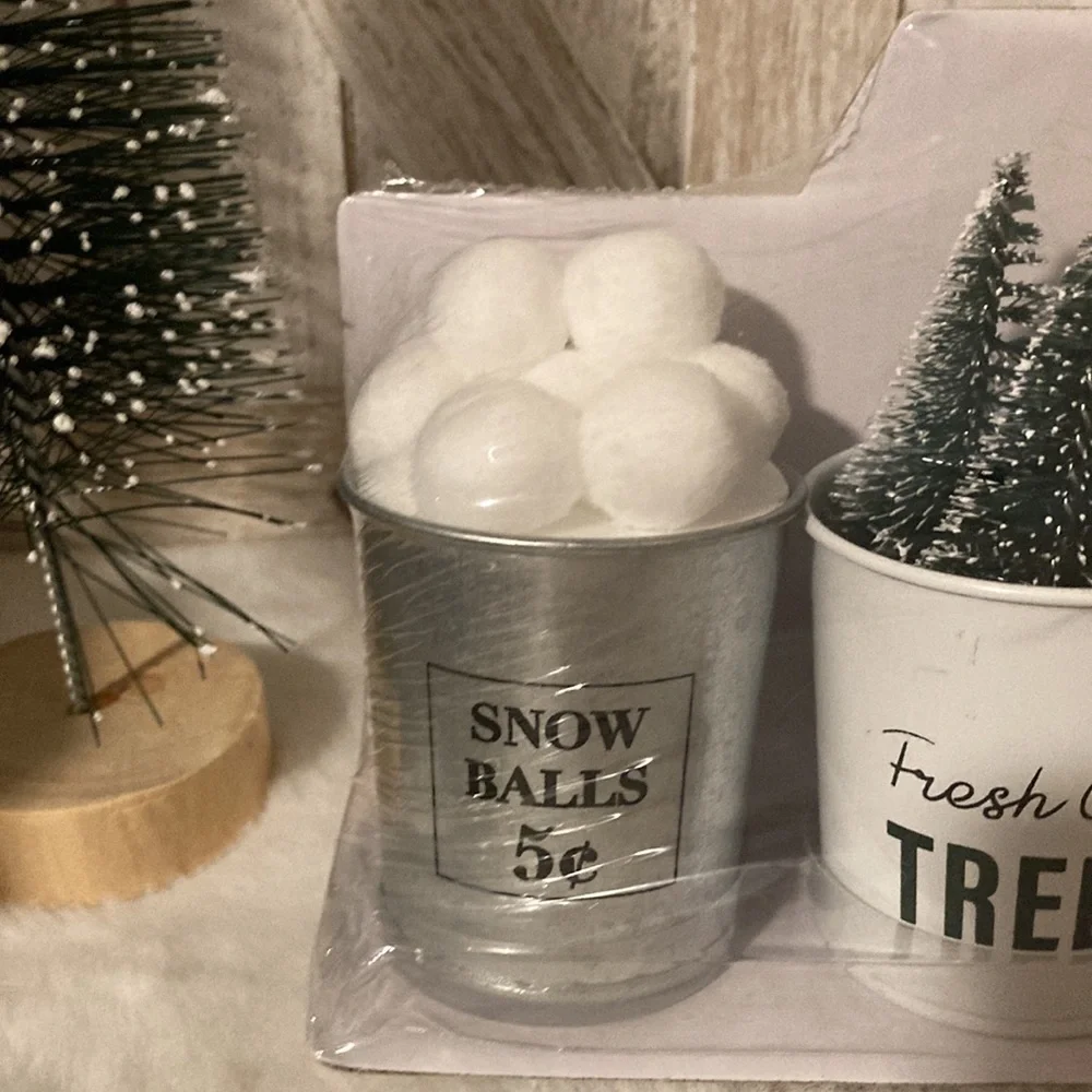 Target BP 2022 Christmas 3 Mini Buckets